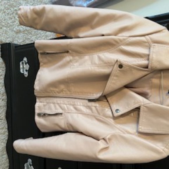 Jacket - Picture 9 of 12